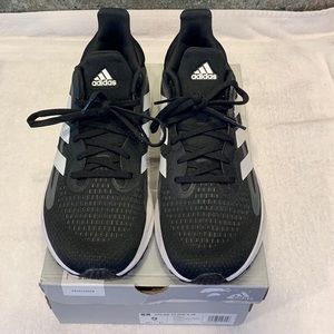 New Adidas Solar Glide 4 women’s US size 9